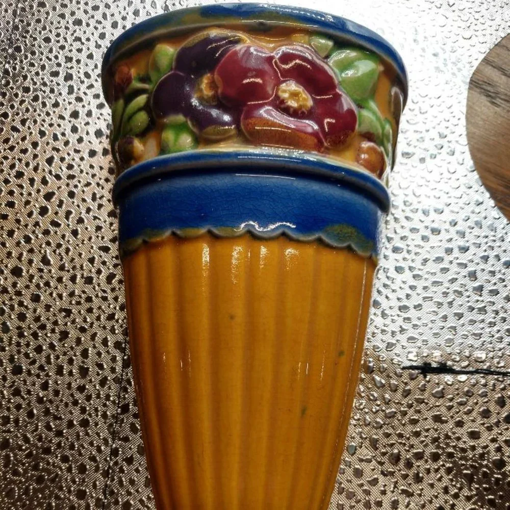 Maruhon Ware - Vintage Wall Pocket (Made in Japan) Floral